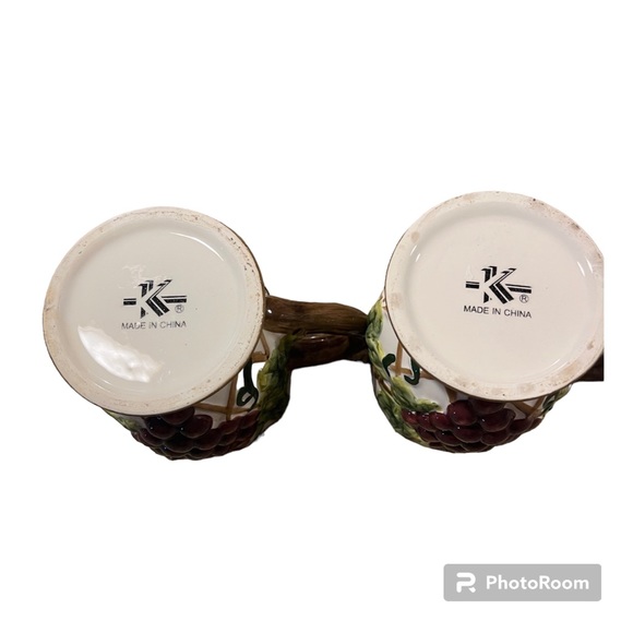 Ceramic 2 Piece Purple Grape Raised Fruit Pattern Mug With Leaves - Picture 4 of 4